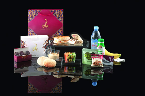 بسته بندی پذیرایی هواپیمایی قطر به مناسبت ماه رمضان 